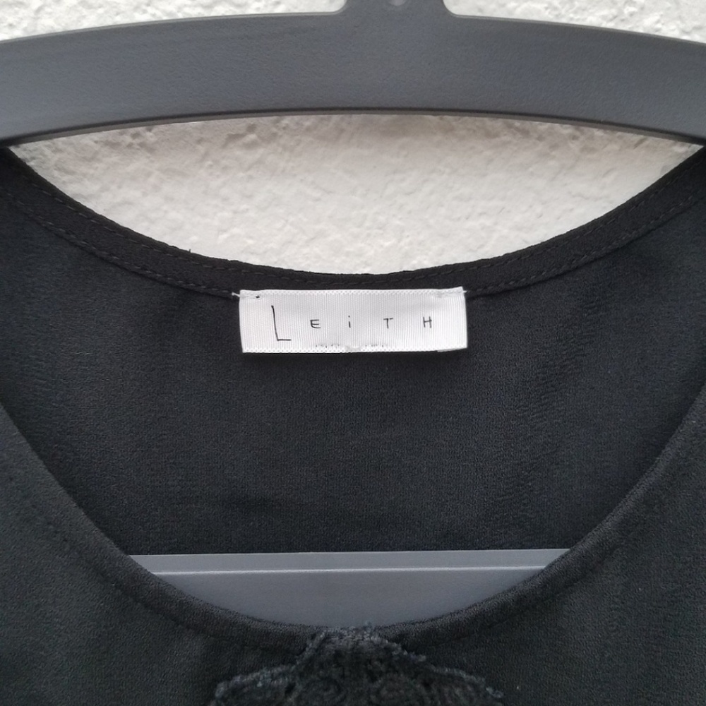 Leith Black Racerback Shift Dress W/Crochet Detail - Picture 3 of 5